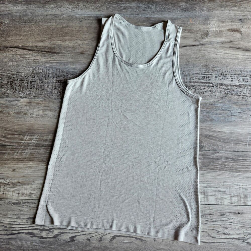 (S) Men's Lululemon tank top